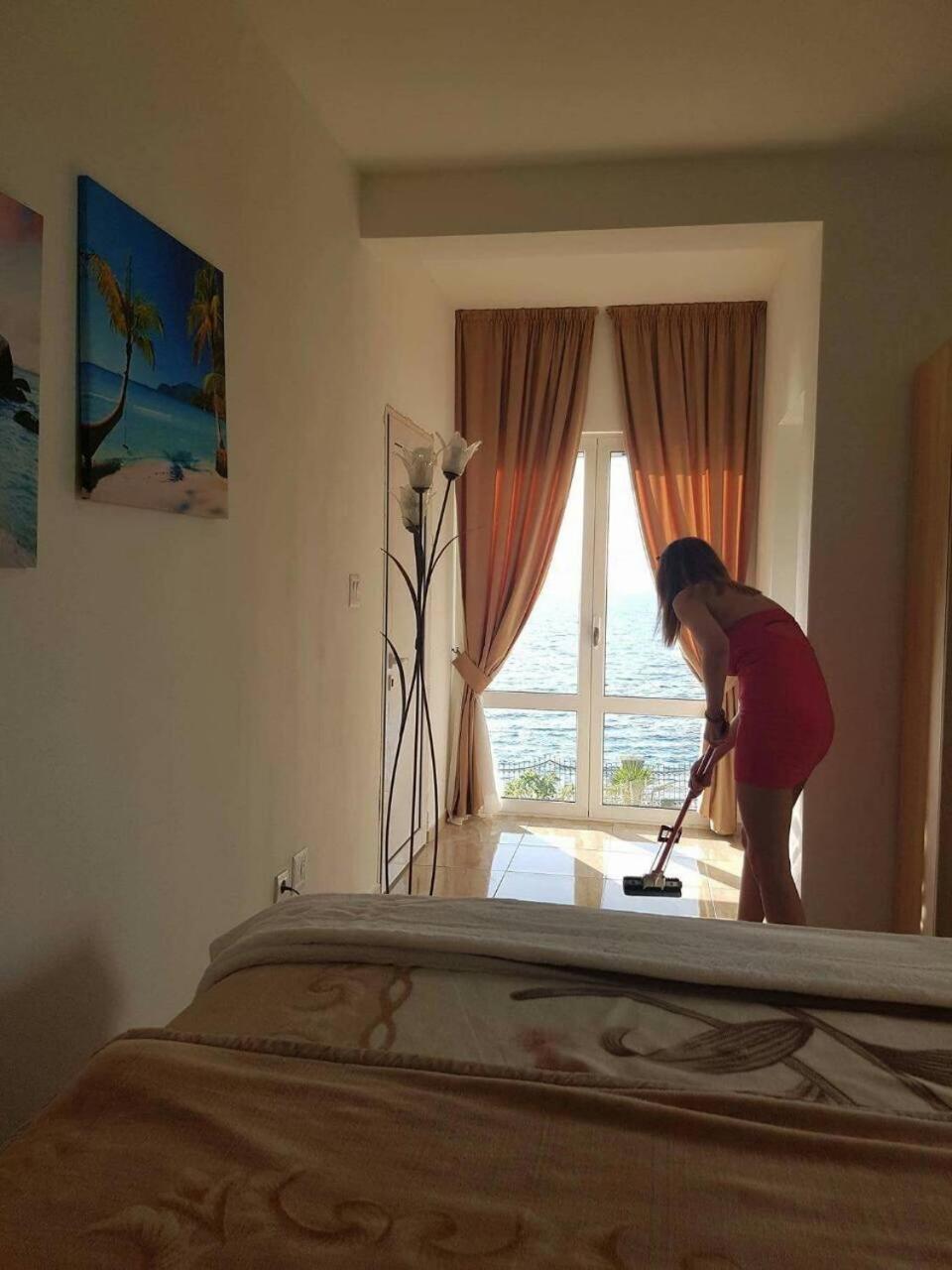 Apartments Stuart Utjeha Εξωτερικό φωτογραφία