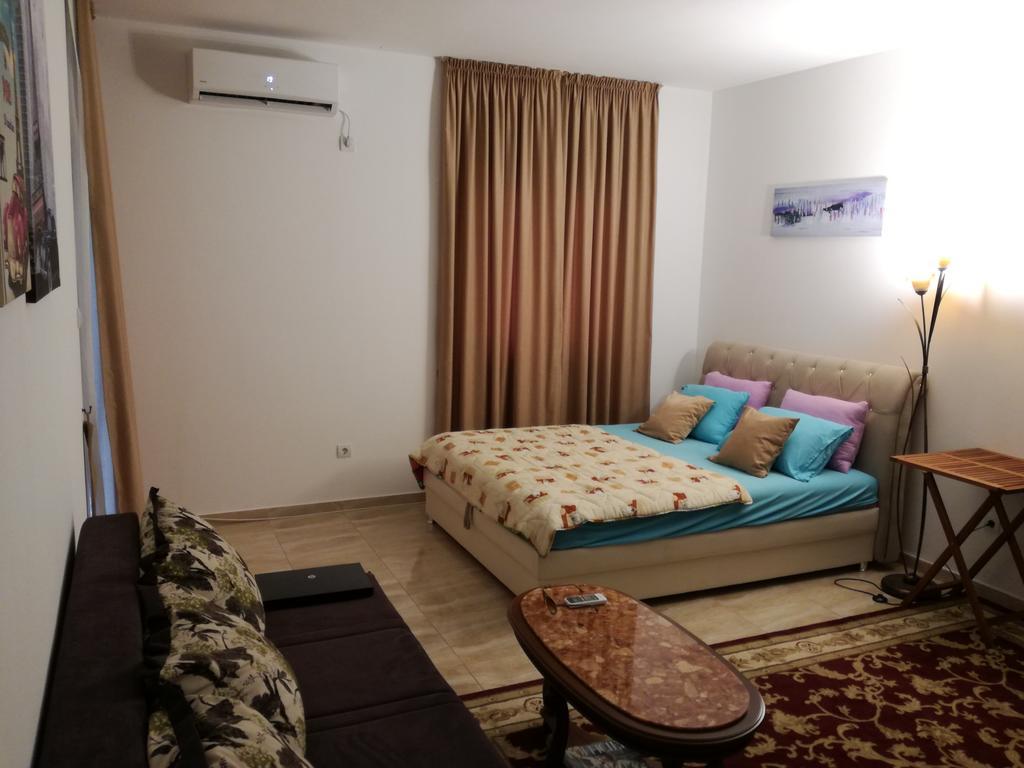 Apartments Stuart Utjeha Εξωτερικό φωτογραφία